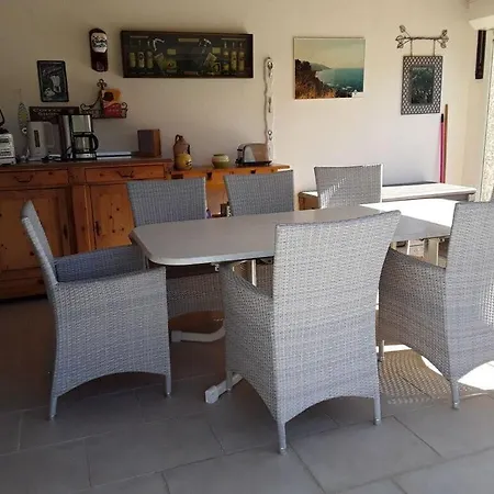 Miramonte Comfortable Vacation Apartament *